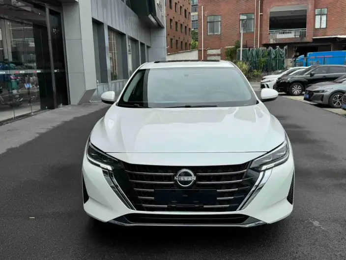 Nissan Sylphy 2023 Model 1.6L CVT Yuexiang Edition – фото 2
