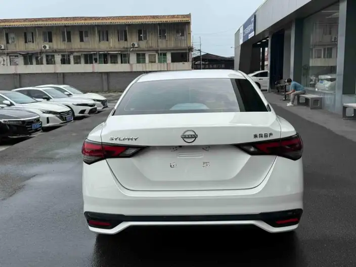 Nissan Sylphy 2023 Model 1.6L CVT Yuexiang Edition – фото 5