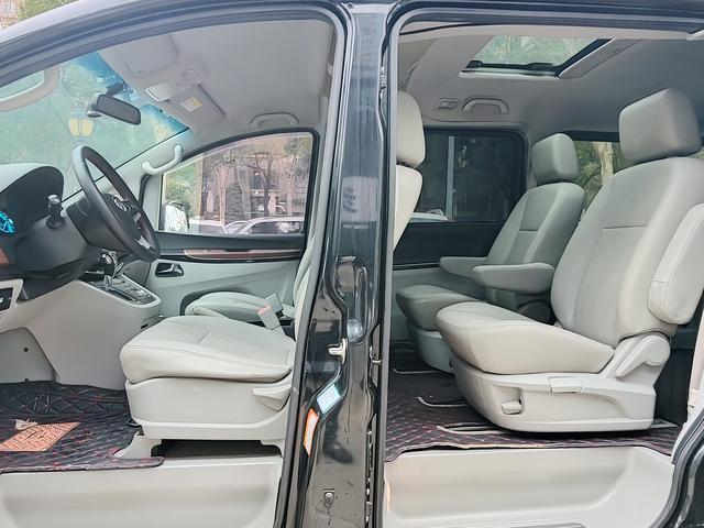 Rui f eng M5 2017 модификация 2.0T бензин DCT Business Edition – фото 4