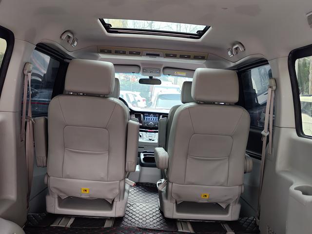 Rui f eng M5 2017 модификация 2.0T бензин DCT Business Edition – фото 11