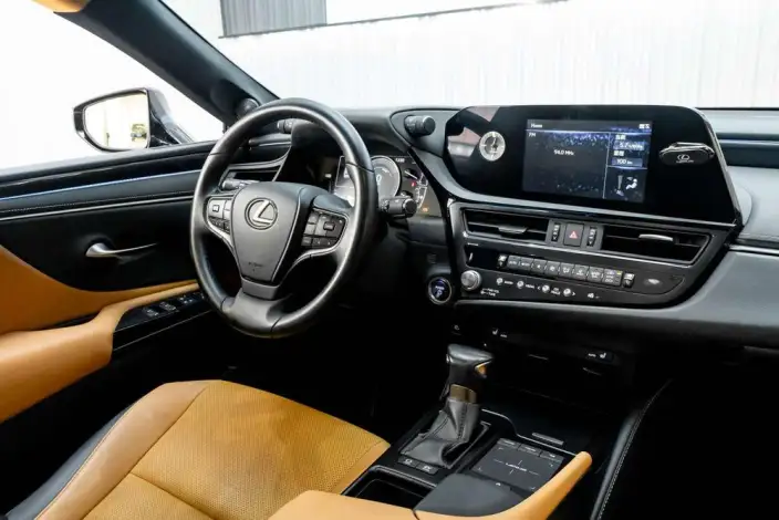 Lexus ES 2021 Model 300h Superior Edition – фото 25