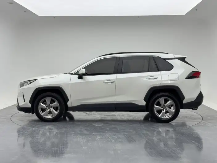 Toyota RAV4 2020 Model 2.0L CVT 2WD Fashion edition – фото 4