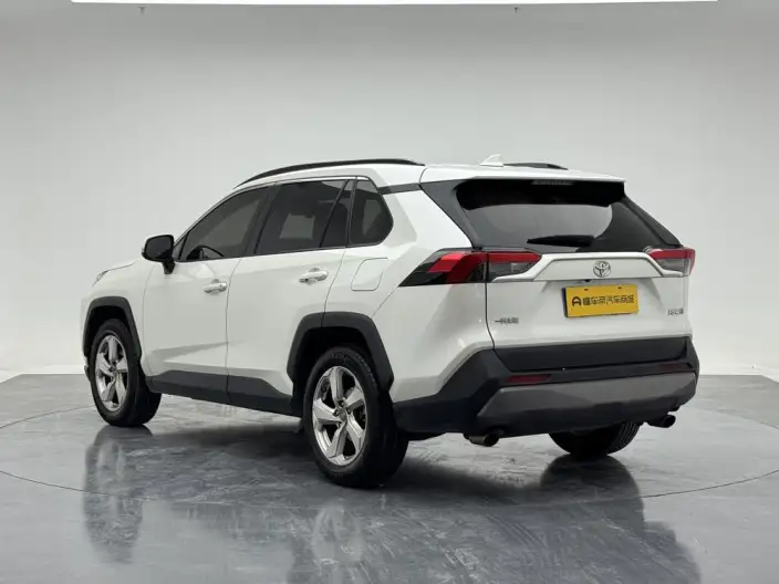 Toyota RAV4 2020 Model 2.0L CVT 2WD Fashion edition – фото 5