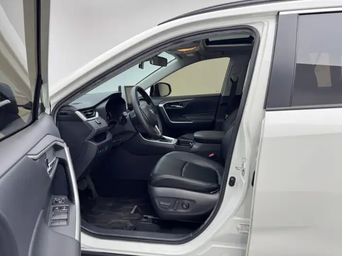 Toyota RAV4 2020 Model 2.0L CVT 2WD Fashion edition – фото 17