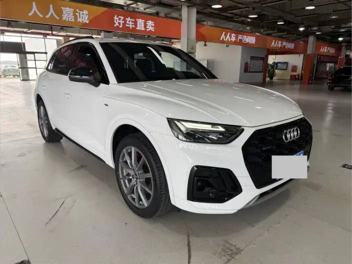 Audi Q5L 2024 Model 40TFSI Luxury Dynamic Model – фото 3