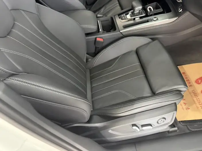 Audi Q5L 2024 Model 40TFSI Luxury Dynamic Model – фото 17