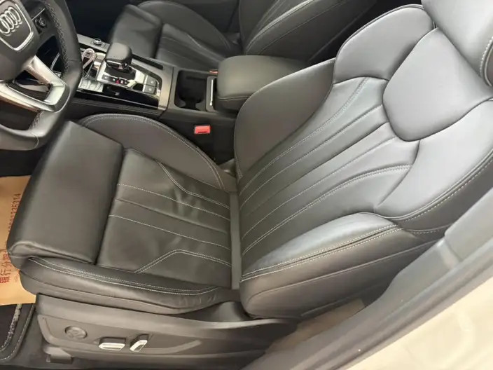 Audi Q5L 2024 Model 40TFSI Luxury Dynamic Model – фото 25