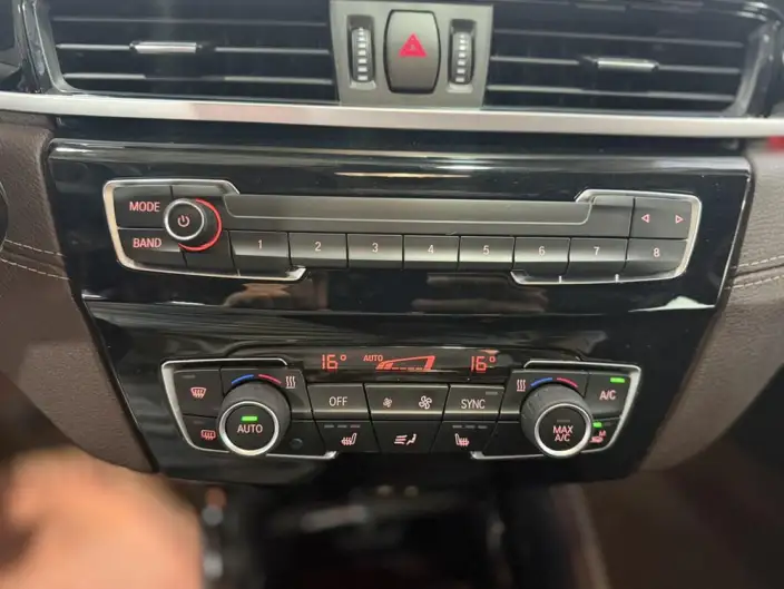 BMW X2 2023 Model sDrive25i M Sports Night Edition – фото 11