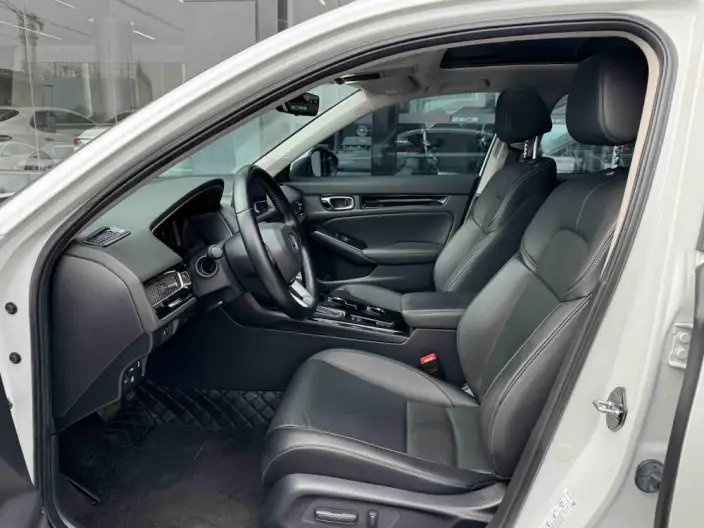 Honda Civic 2022 Model 240TURBO CVT Power Control Edition – фото 8