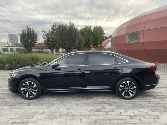 Volkswagen Passat 2024 Model 280TSI Elite Edition – фото 4