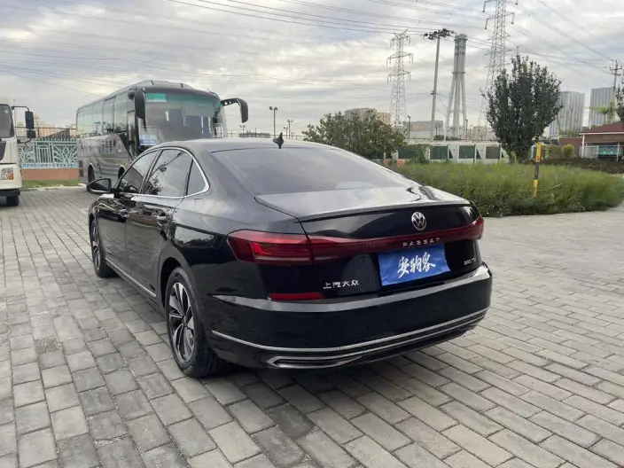 Volkswagen Passat 2024 Model 280TSI Elite Edition – фото 5