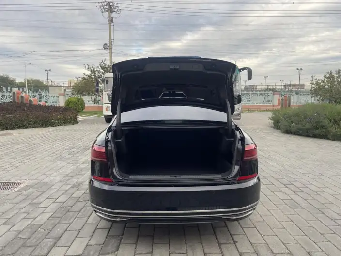 Volkswagen Passat 2024 Model 280TSI Elite Edition – фото 11