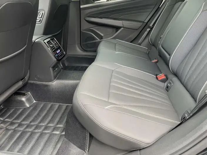 Volkswagen Passat 2024 Model 280TSI Elite Edition – фото 26
