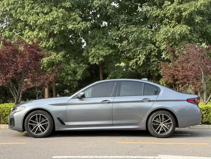 BMW 5 Series Imported 2021 Model 525i M Sports Set – фото 3