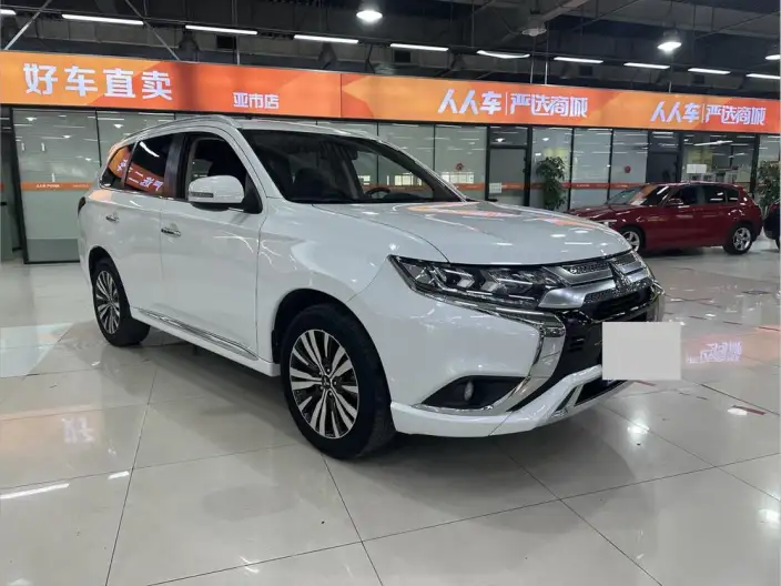 Mitsubishi Outlander 2021 Model 2.4L 4WD Enjoy Edition 5 seat – фото 3