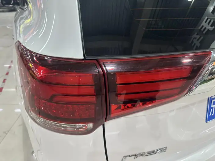 Mitsubishi Outlander 2021 Model 2.4L 4WD Enjoy Edition 5 seat – фото 11