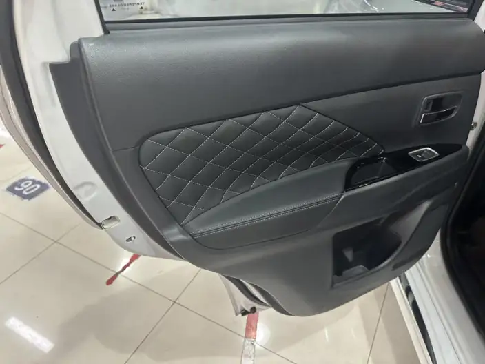 Mitsubishi Outlander 2021 Model 2.4L 4WD Enjoy Edition 5 seat – фото 15