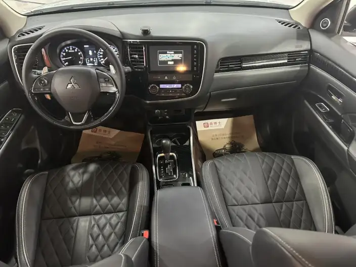 Mitsubishi Outlander 2021 Model 2.4L 4WD Enjoy Edition 5 seat – фото 22
