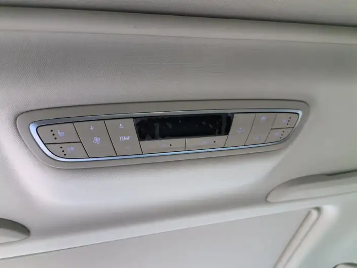 Buick GL8 2022 Model ES Luzun 653T Flagship Model – фото 11