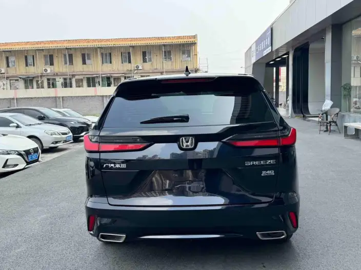 Honda BREEZE 2023 Model 240TURBO CVT 2WD Deluxe Edition – фото 5