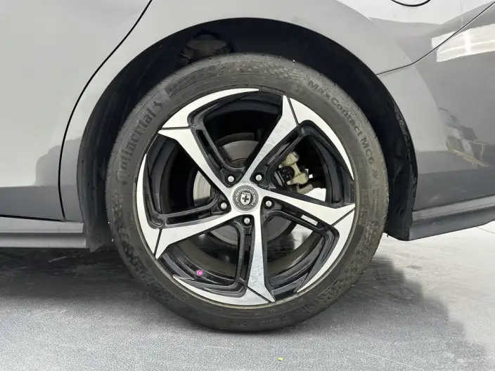 Changan UNI-V 2022 Model 1.5T Noble Model – фото 9