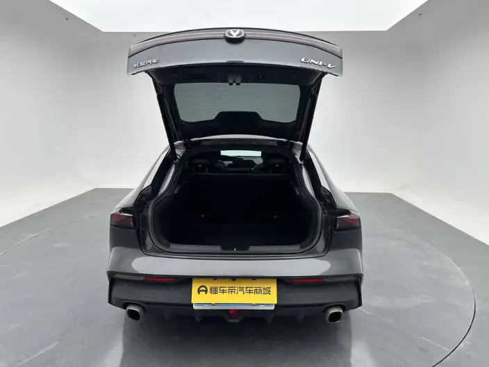Changan UNI-V 2022 Model 1.5T Noble Model – фото 20
