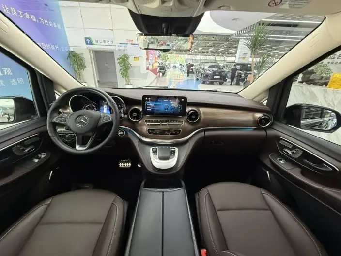 Mercedes-Benz V-Class 2020 Model V 260 L Long wheelbase Deluxe Edition – фото 18