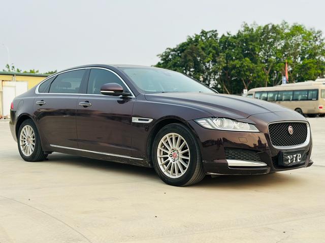 Jaguar XFL 2017 модификация XFL 2.0T 200PS Deluxe Edition – фото 3