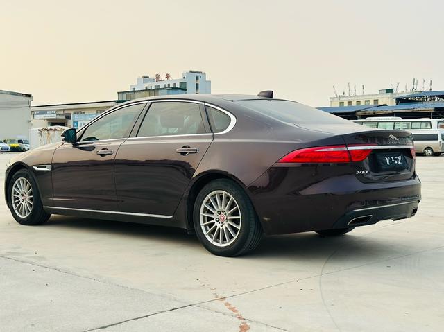 Jaguar XFL 2017 модификация XFL 2.0T 200PS Deluxe Edition – фото 5