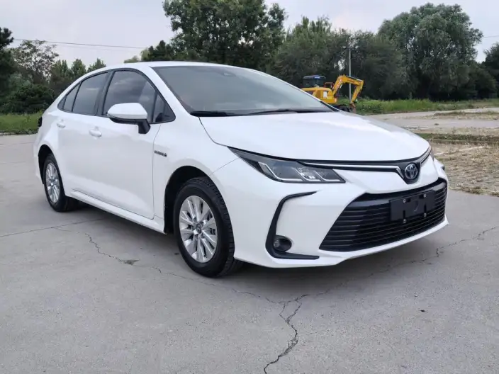 Toyota Corolla 2022 Model Hybrid 1.8L E-CVT Pioneer Edition – фото 3