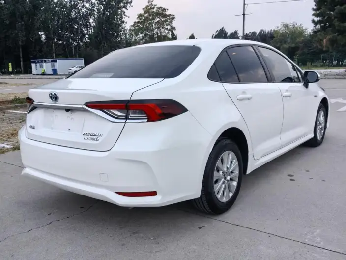 Toyota Corolla 2022 Model Hybrid 1.8L E-CVT Pioneer Edition – фото 6