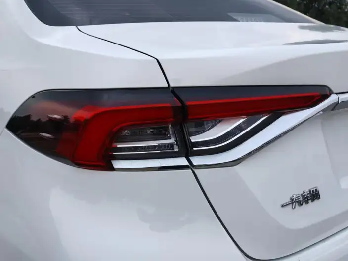 Toyota Corolla 2022 Model Hybrid 1.8L E-CVT Pioneer Edition – фото 9