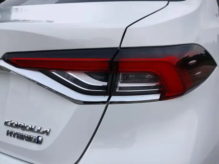 Toyota Corolla 2022 Model Hybrid 1.8L E-CVT Pioneer Edition – фото 10