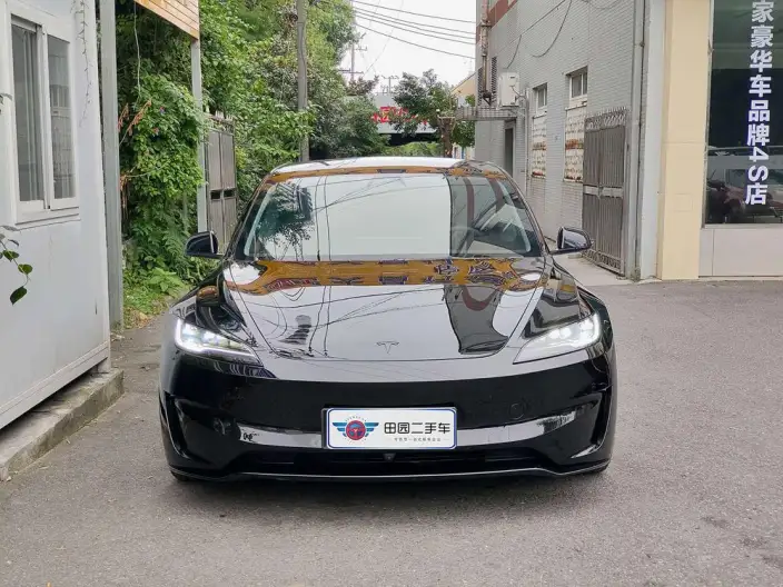 Model 3 2025 Model Facelift High performance All-wheel drive version