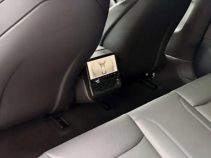 Model 3 2025 Model Facelift High performance All-wheel drive version – фото 6