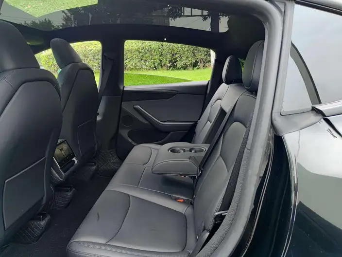 Model Y 2025 Model Rear-wheel drive version – фото 11