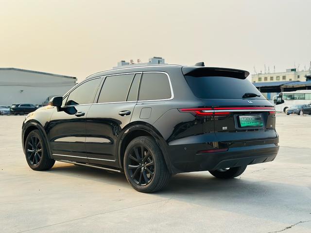 Li Auto ONE 2021 Range Extender 6-Seat – фото 2
