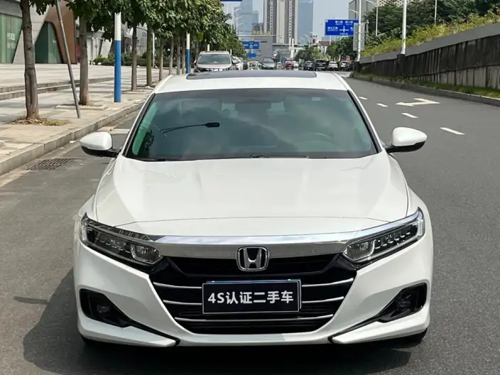 Honda Accord 2022 Model 260TURBO Deluxe Edition – фото 2