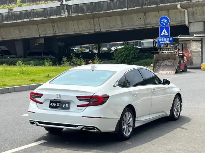 Honda Accord 2022 Model 260TURBO Deluxe Edition – фото 7