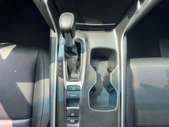 Honda Accord 2022 Model 260TURBO Deluxe Edition – фото 26