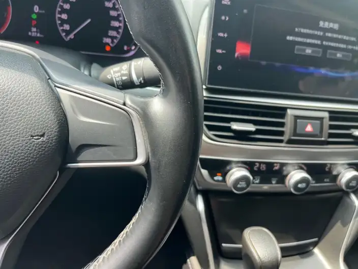 Honda Accord 2022 Model 260TURBO Deluxe Edition – фото 30