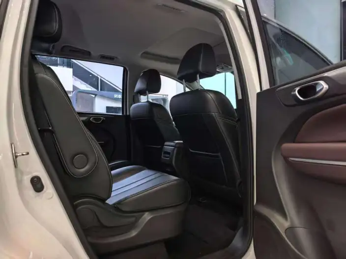 GAC Trumpchi M6 2023 Model PRO 270T WDCT Deluxe Edition – фото 13