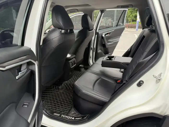 Toyota Wildlander 2021 Model Hybrid 2.5L 2WD Deluxe Edition – фото 21