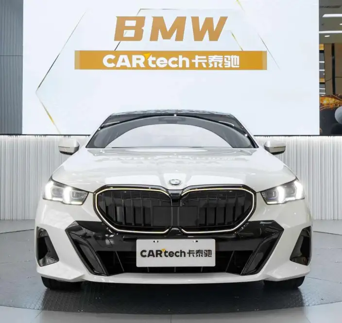 BMW 5 Series 2024 Model 530Li Leading Model Luxury Set – фото 2