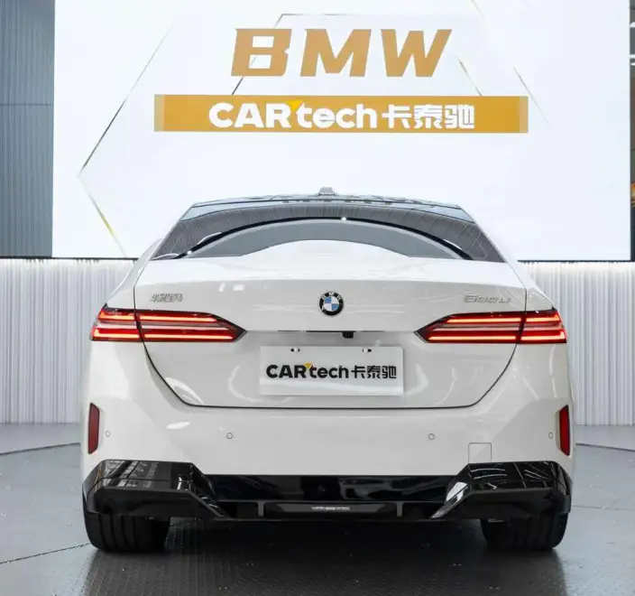 BMW 5 Series 2024 Model 530Li Leading Model Luxury Set – фото 5