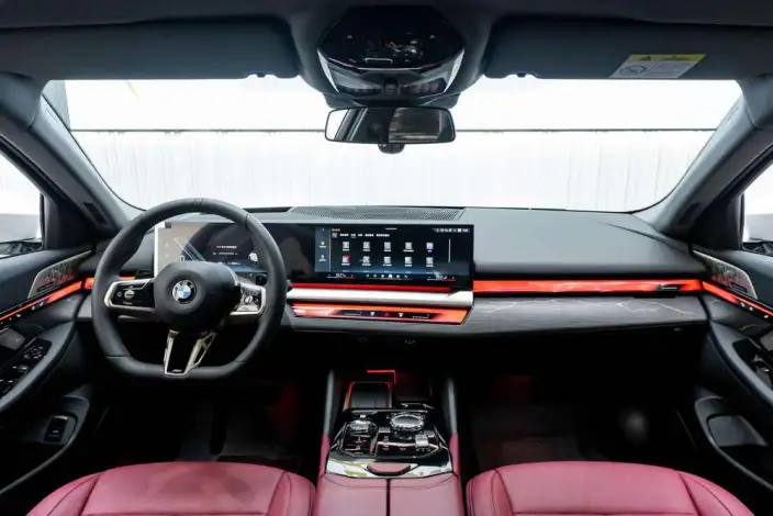 BMW 5 Series 2024 Model 530Li Leading Model Luxury Set – фото 19