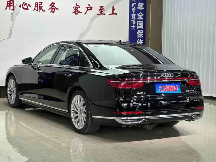 Audi A8 2021 Model A8L 50 TFSI quattro Luxury Model – фото 3