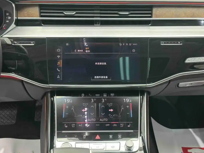 Audi A8 2021 Model A8L 50 TFSI quattro Luxury Model – фото 9