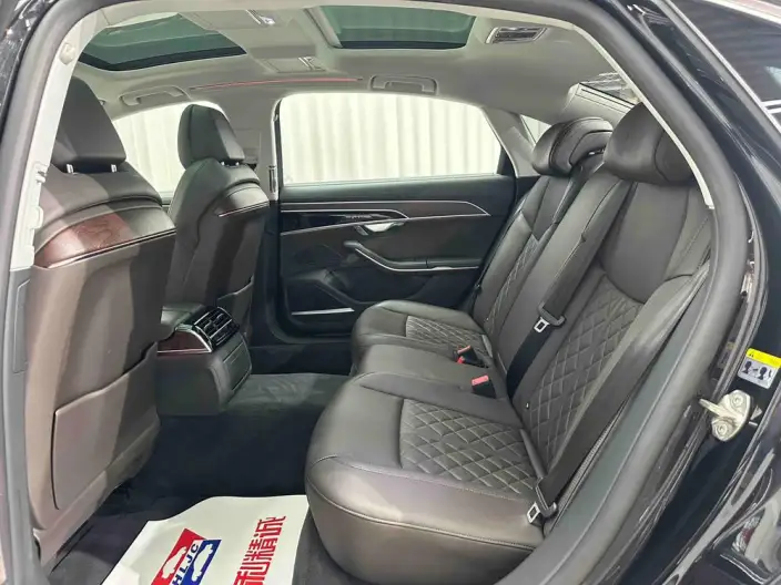 Audi A8 2021 Model A8L 50 TFSI quattro Luxury Model – фото 14