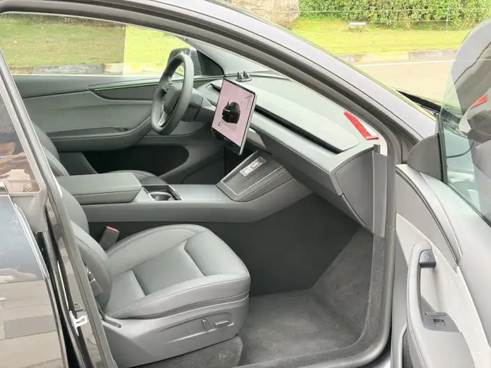 Model Y 2025 Model Rear-wheel drive version – фото 8